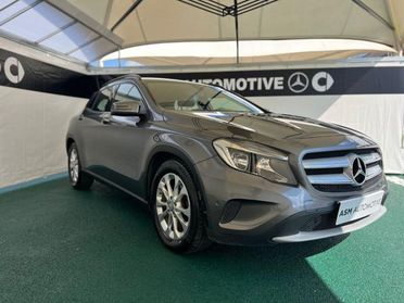 MERCEDES-BENZ GLA 200 d Automatic Business