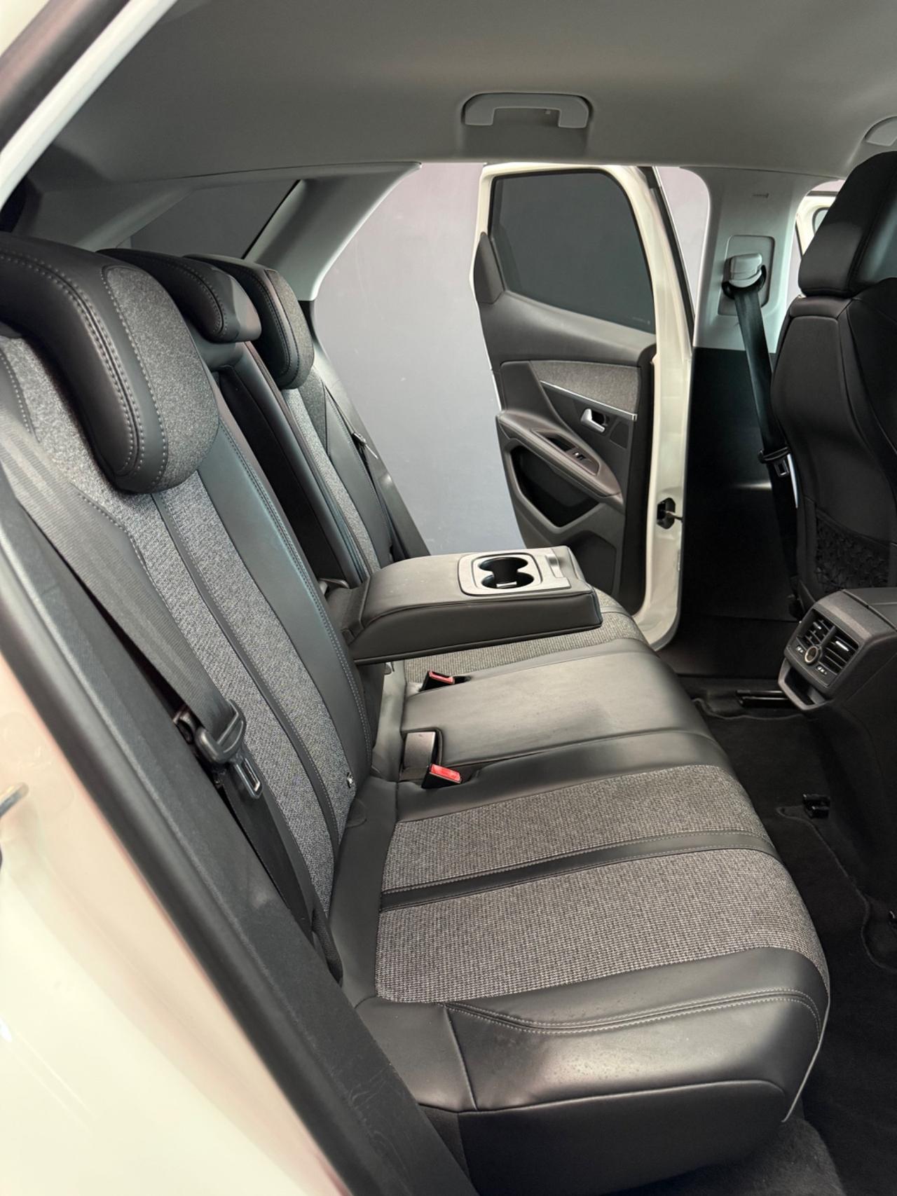 Peugeot 3008 1.6 BlueHDi 120 Cv EAT6 Allure Pack 2018