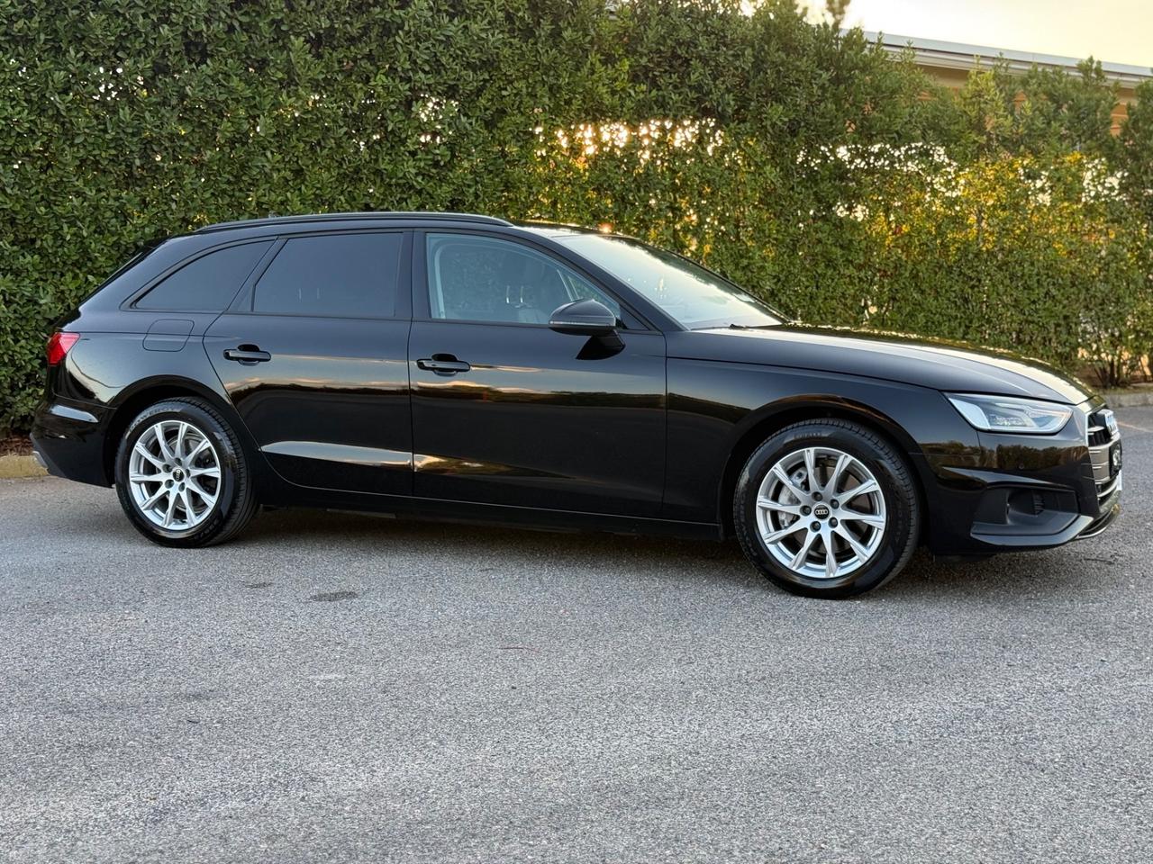 Audi A4 Avant 40 TDI S tronic