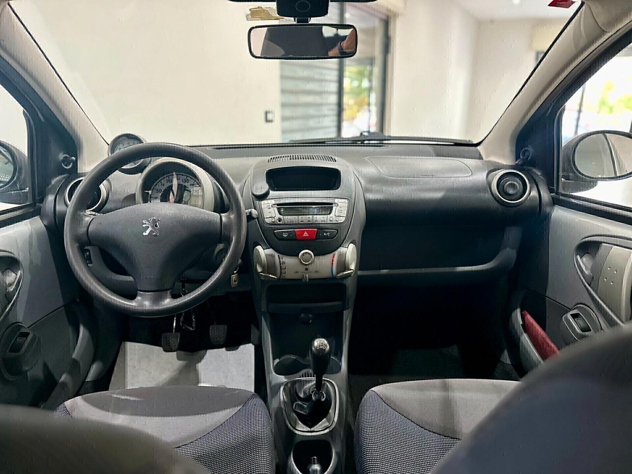 Peugeot 107 1.0 68CV 5p. Plaisir