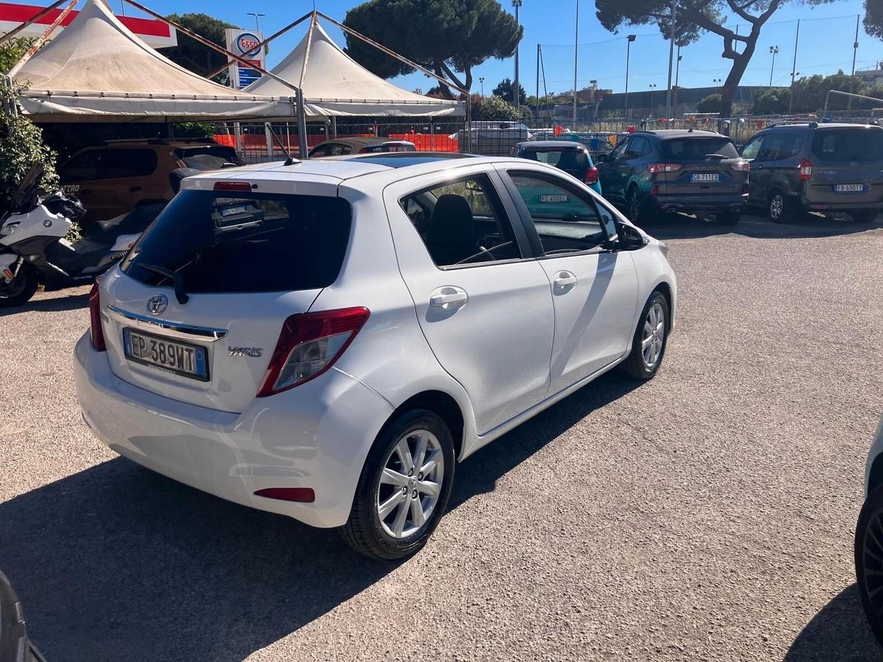 TOYOTA YARIS 1.3 100cv 5 Porte Lounge