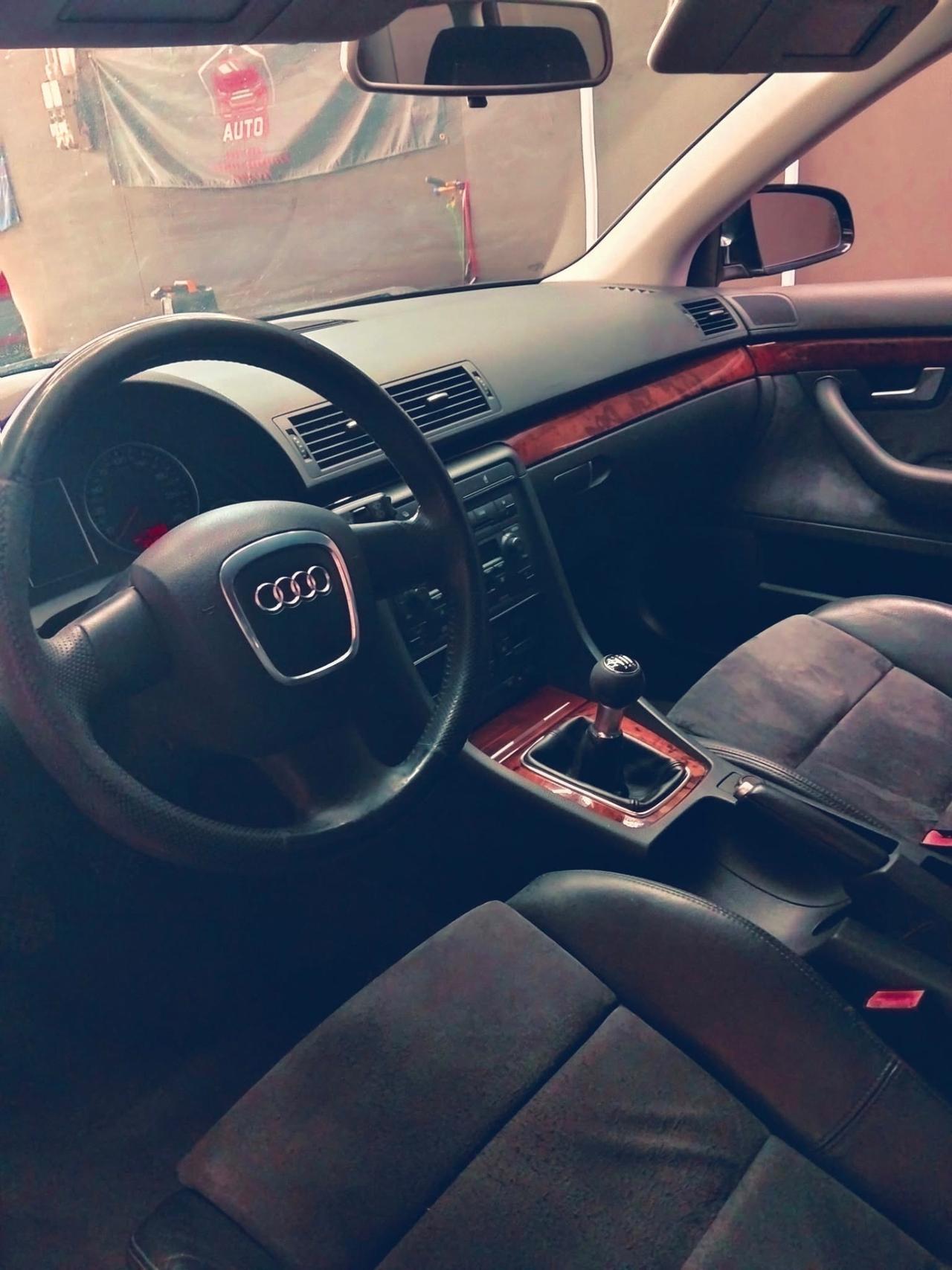 Audi A4 Avant 2.0 TDI 143CV F.AP.