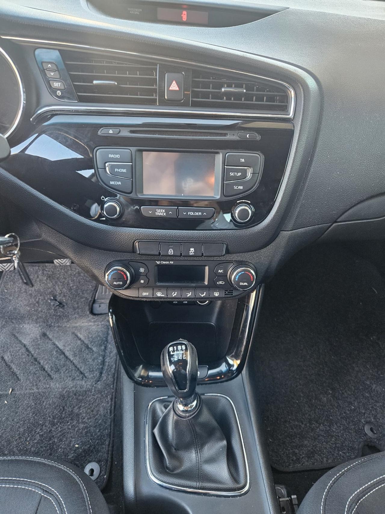 Kia Cee'd 1.0 T-GDI 100 CV 5 porte EcoDynamics Cool