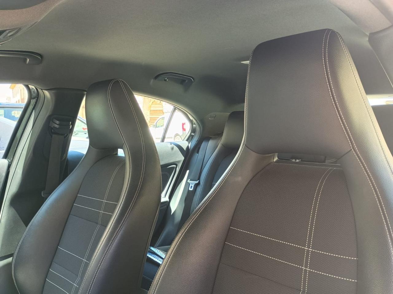 Mercedes-benz A 180 A 180 d Automatic Sport