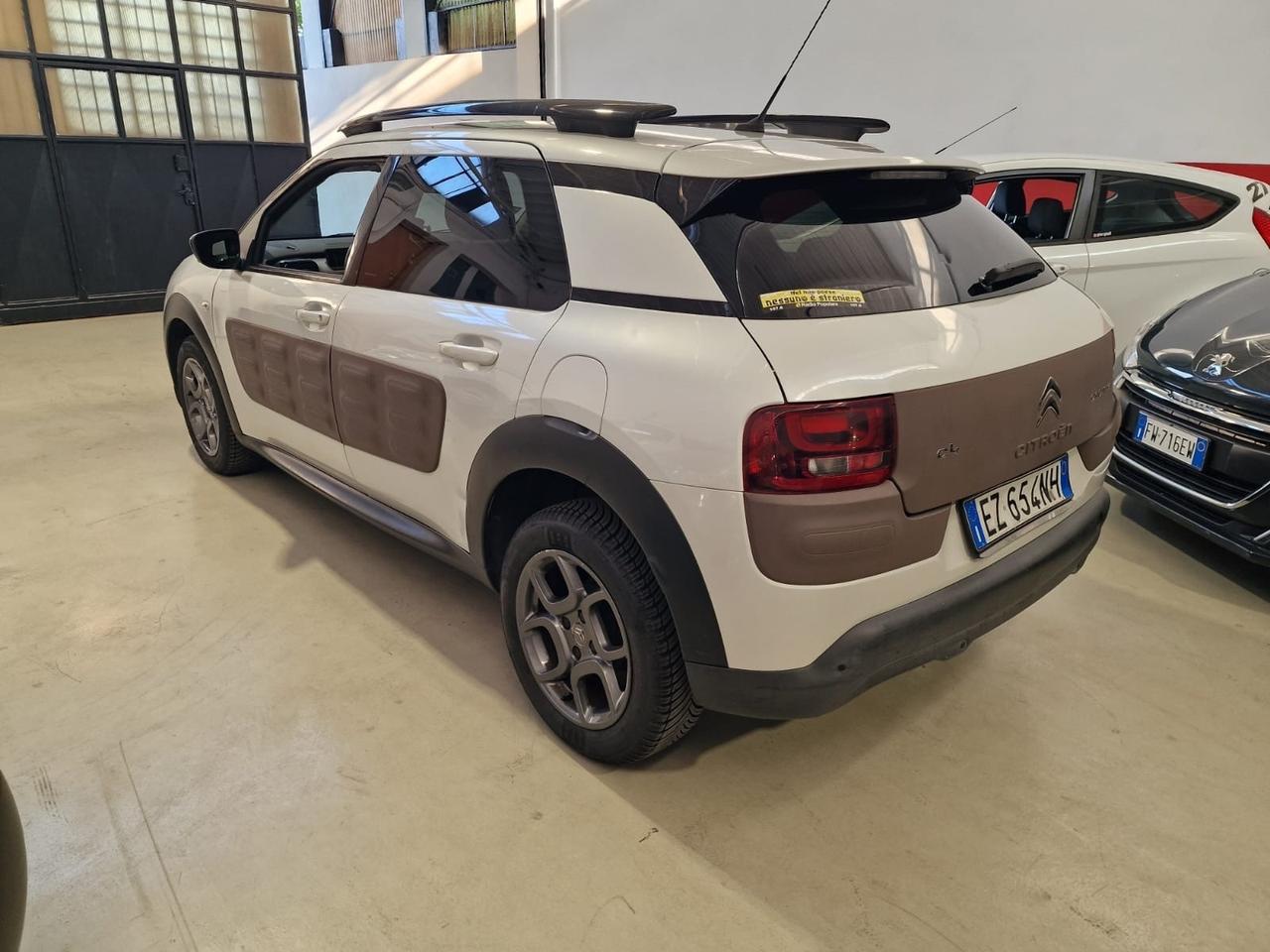 Citroen C4 Cactus BlueHDi 100 S&S Shine