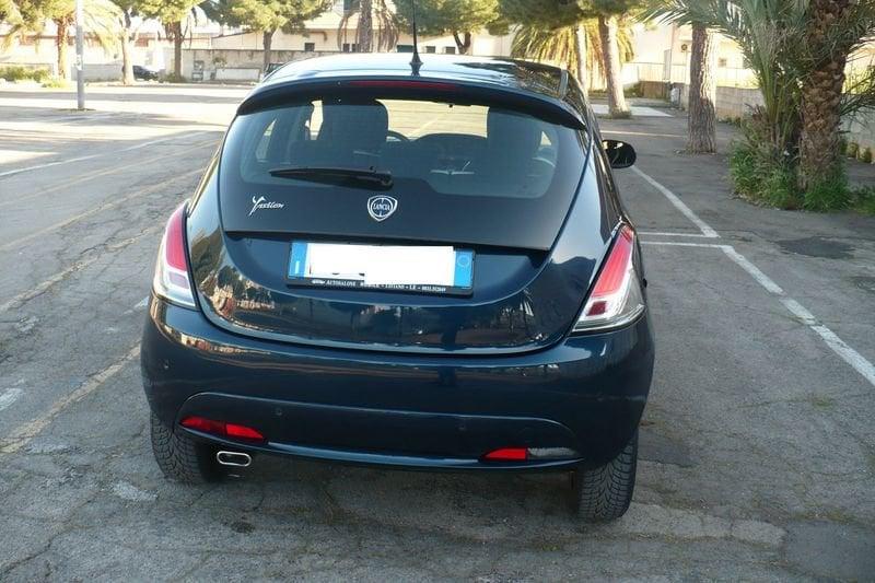 Lancia Ypsilon 1.2 69 CV 5 porte Gold