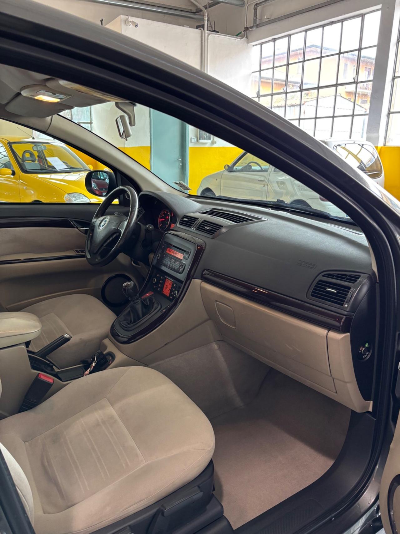 Fiat Croma 1.9 Multijet 16V Emotion