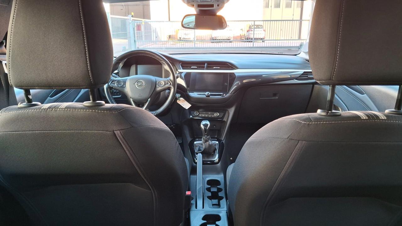 Opel Corsa 1.2 Design & Tech