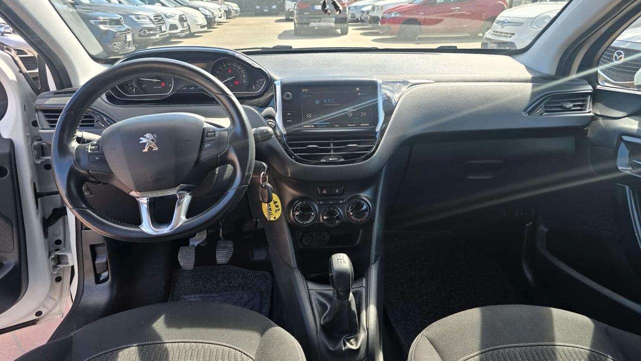 Peugeot 208 BlueHDi 75 5 porte allure