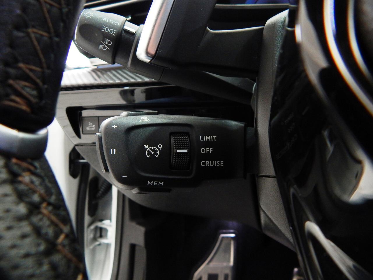 Peugeot 508 SW 1.5 bluehdi GT Pack EAT8 TETTO-NAVI-PELLE-PARK-LED