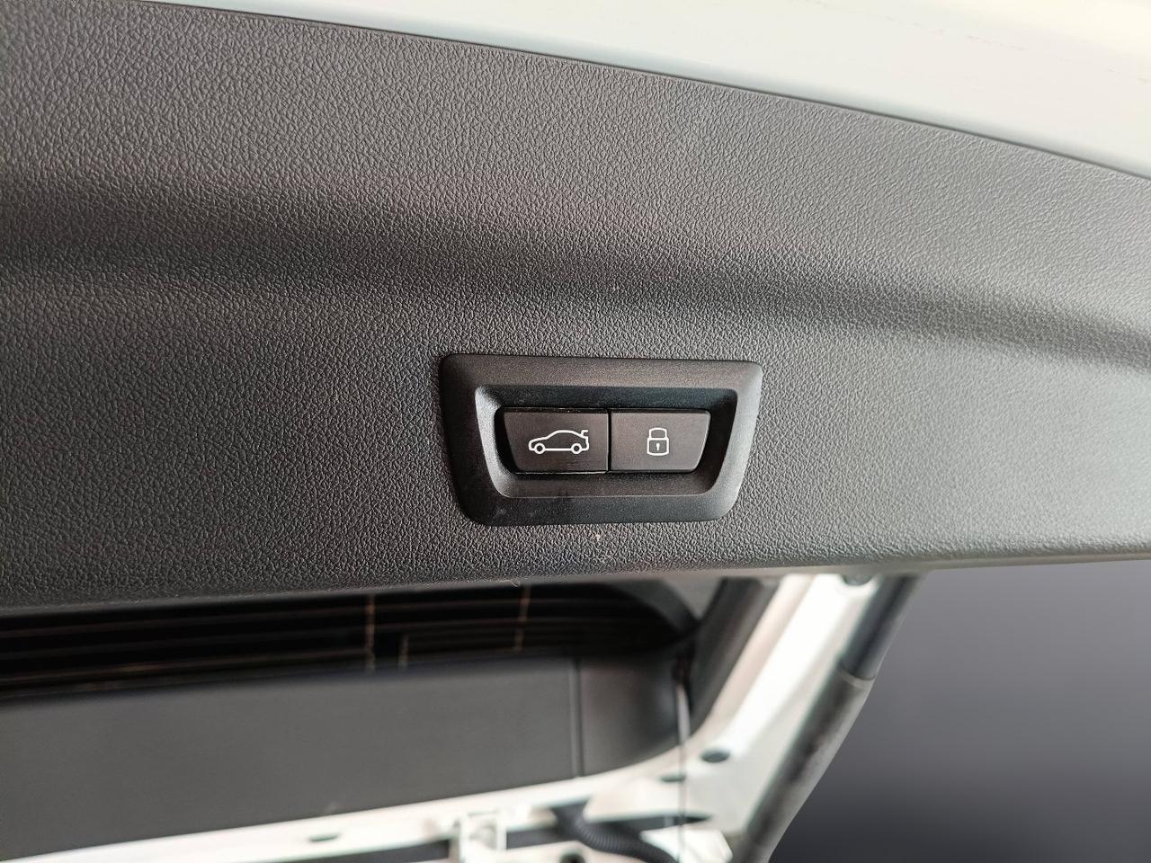 BMW X1 U11 - iX1 xdrive 30 X-Line