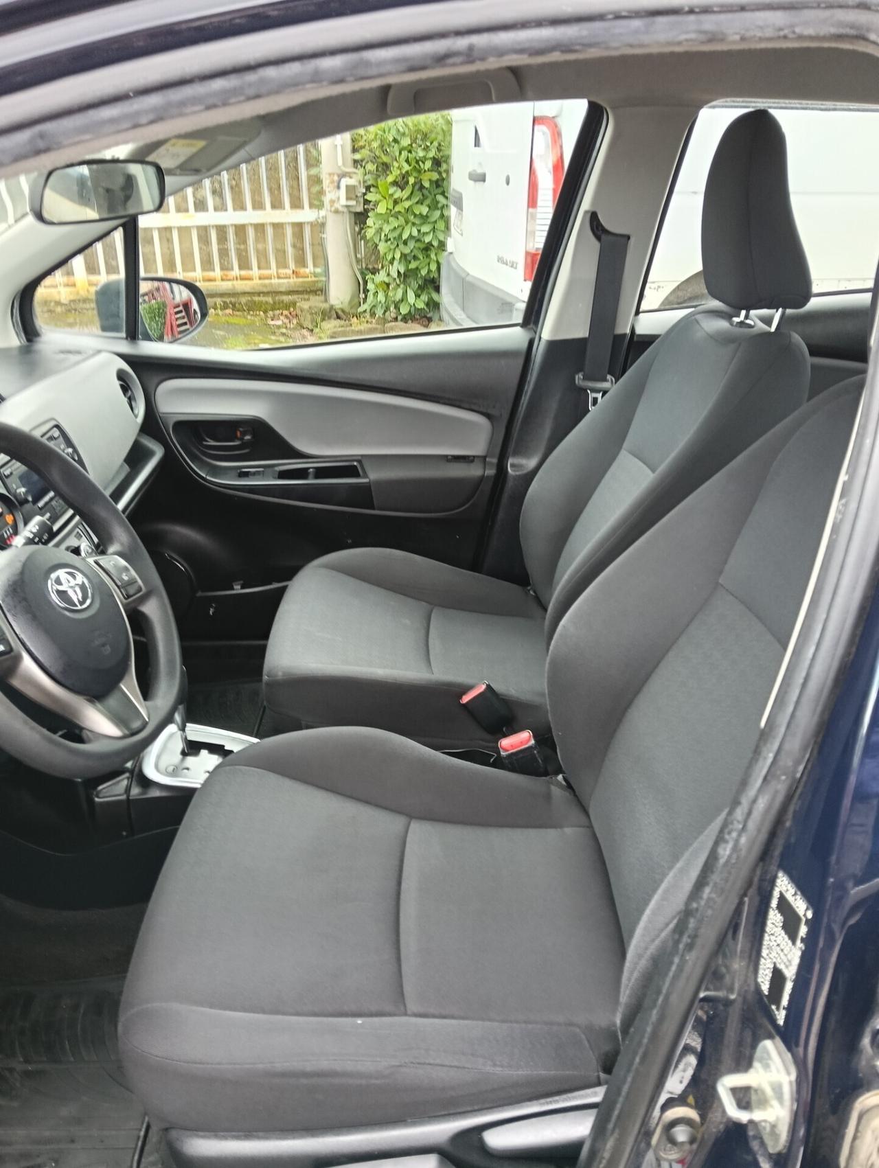 Toyota Yaris 1.5 Hybrid 5 porte Business