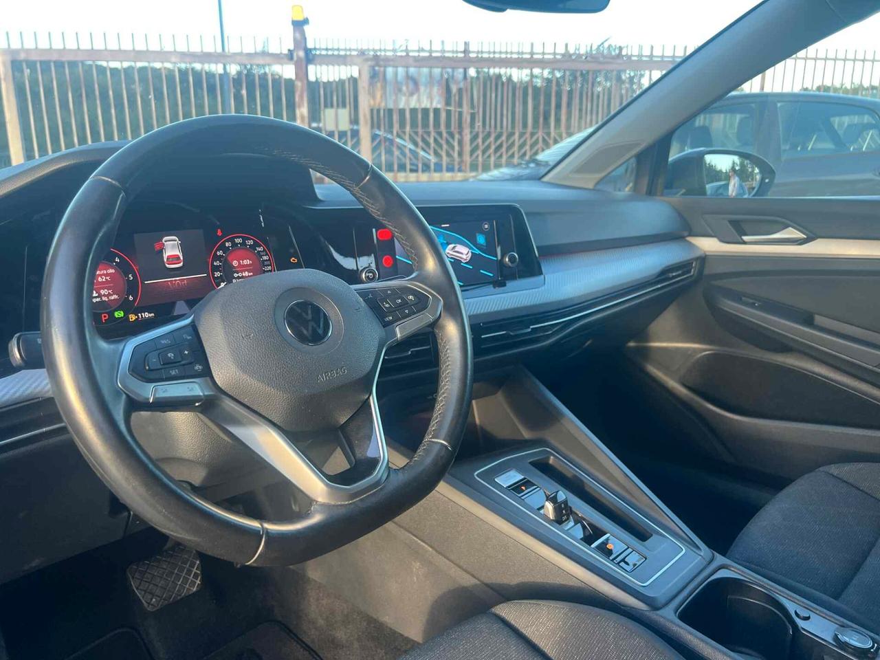 Volkswagen Golf 2.0 TDI DSG 116CV