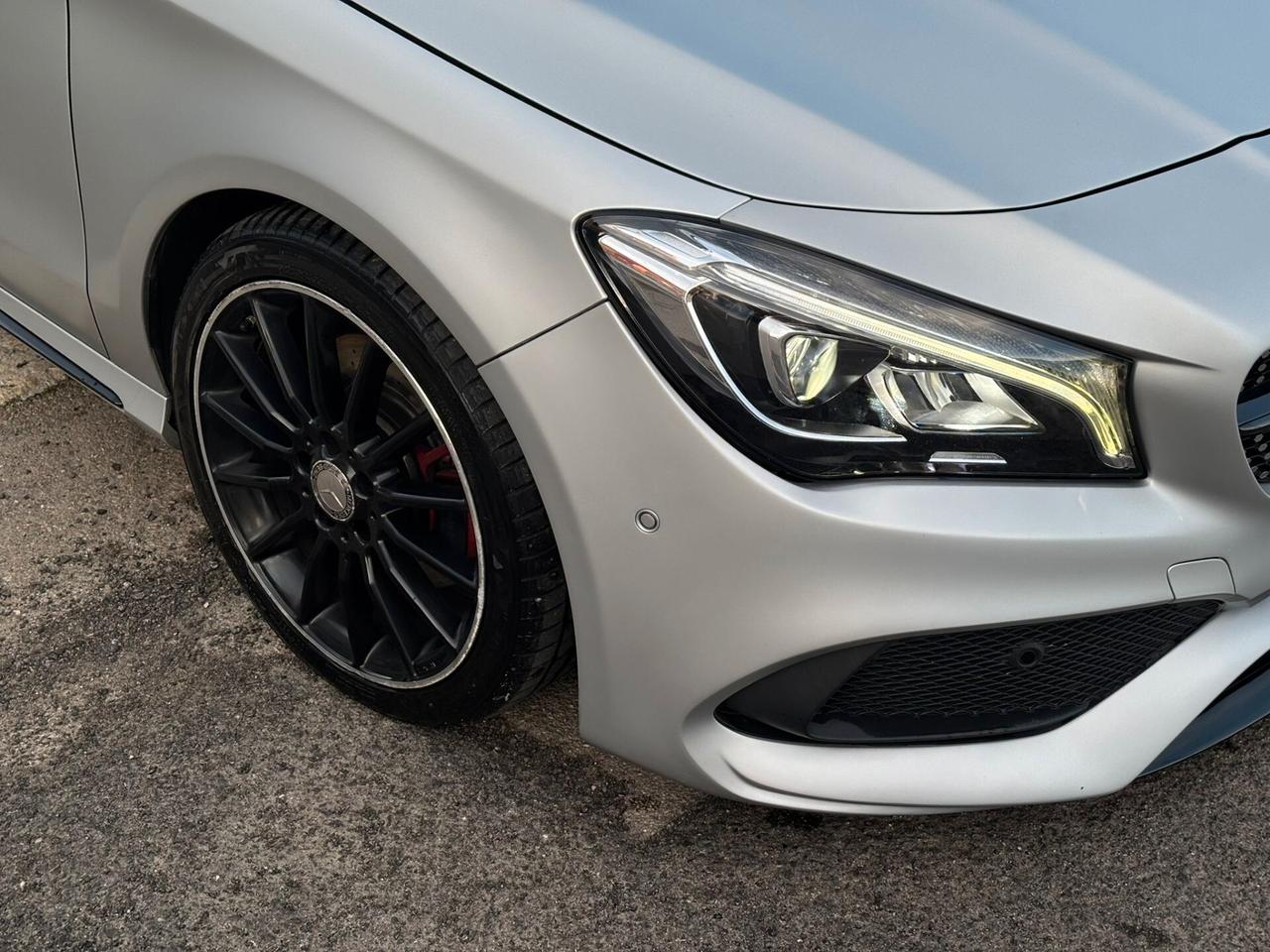 Mercedes CLA 220d Premium Amg Night ed. OPACA