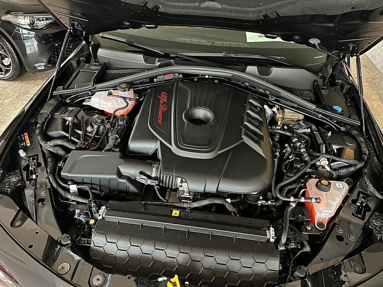 Alfa Romeo Giulia Q4 2.2 TURBODIESEL 210 cv. AT8 TI (KM 0)