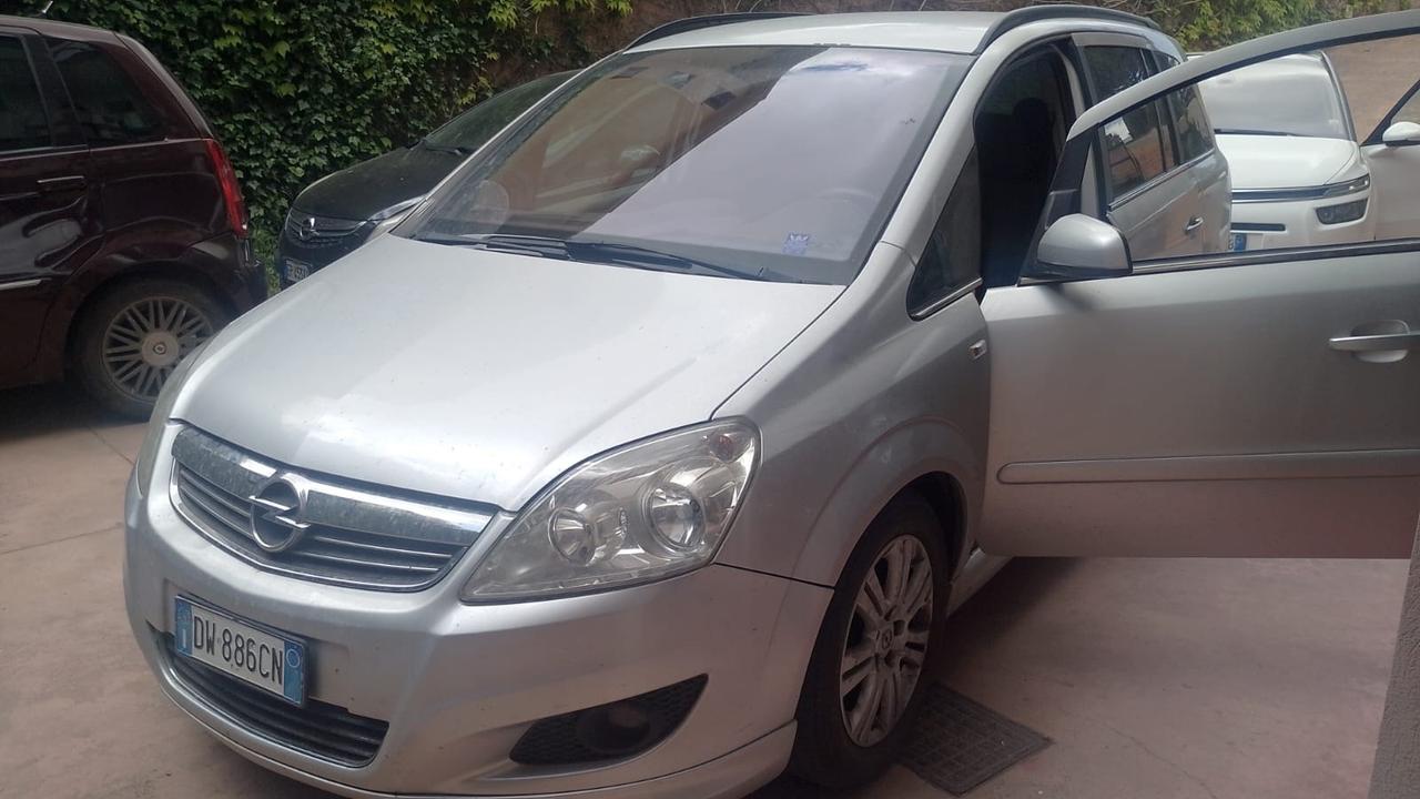 Opel Zafira 1.9 CDTI - 2009