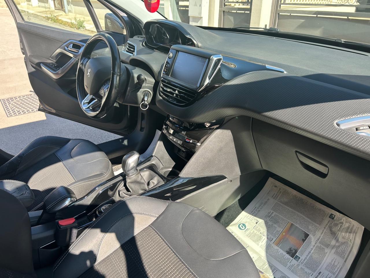 Peugeot 2008 BlueHDi 100 Allure