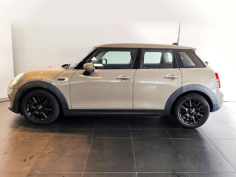 MINI Mini IV F55 2018 5p - Mini 5p 1.5 One Baker Street 102cv