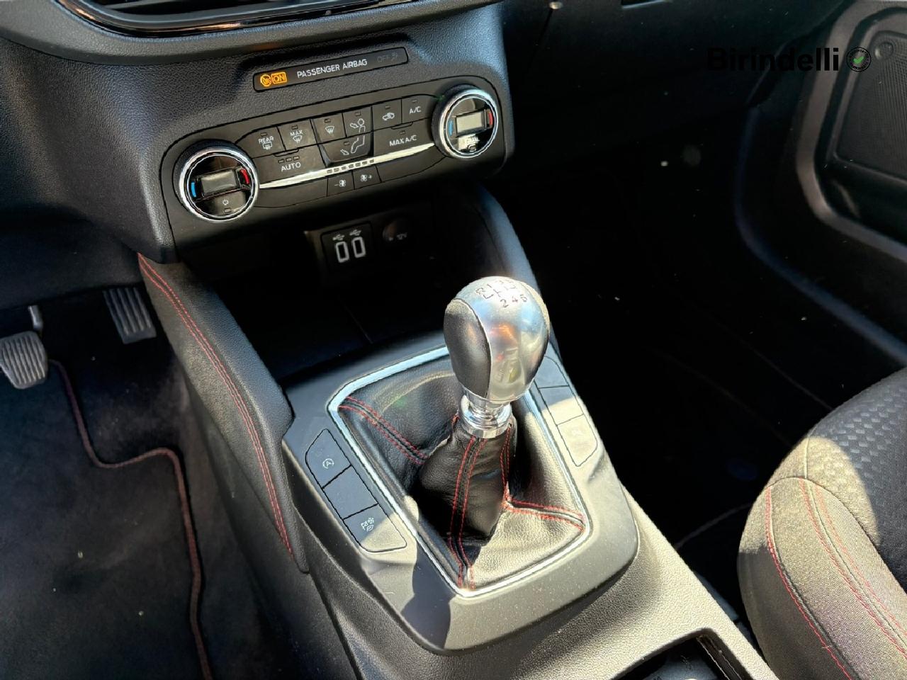 FORD Kuga 3ª serie - Kuga 1.5 EcoBlue 120 CV 2WD ST-Line