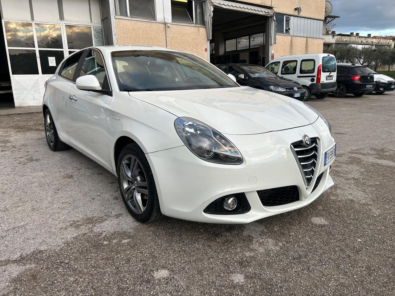 Alfa Romeo Giulietta 1.6 JTDm-2 105 CV Exclusive