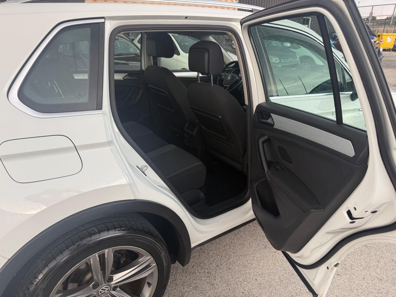 Volkswagen Tiguan 2.0 TDI SCR Sport BlueMotion Technology