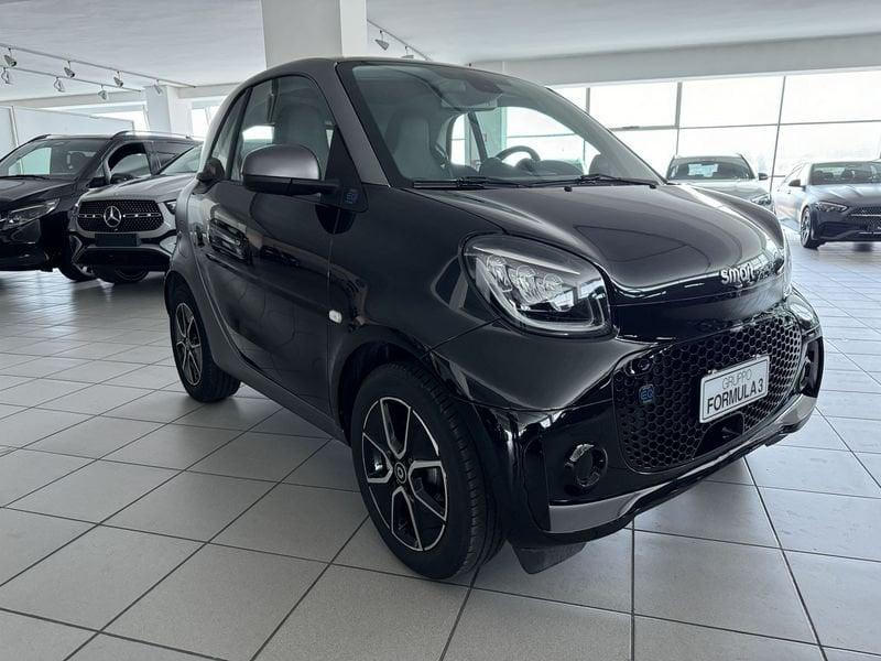 smart fortwo EQ Passion