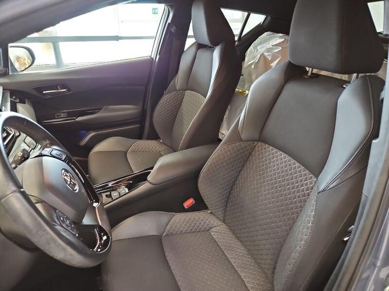 Toyota C-HR C-HR 1.8 Hybrid E-CVT Trend