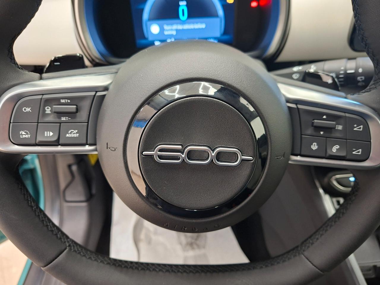 Fiat 600 Hybrid 110 CV DCT MHEV La Prima