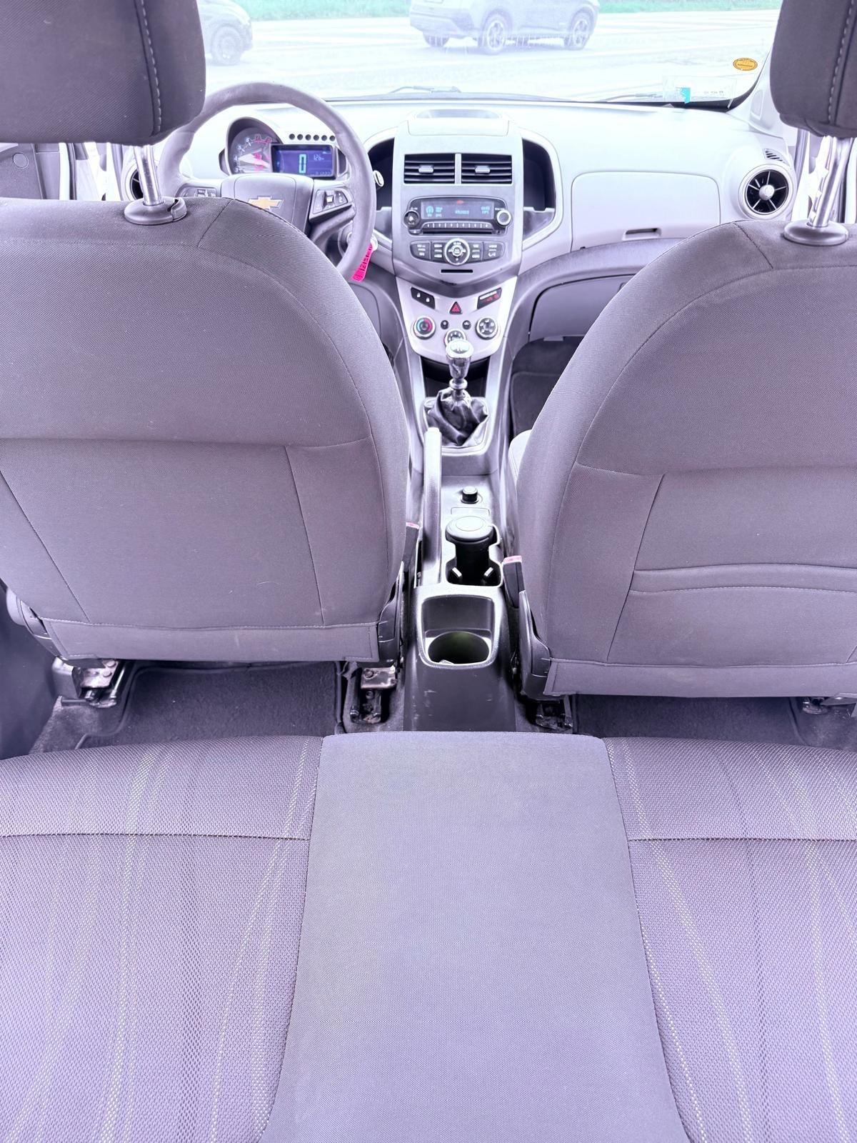 Chevrolet Aveo 1.2 86CV 5 porte Ok neopatentati