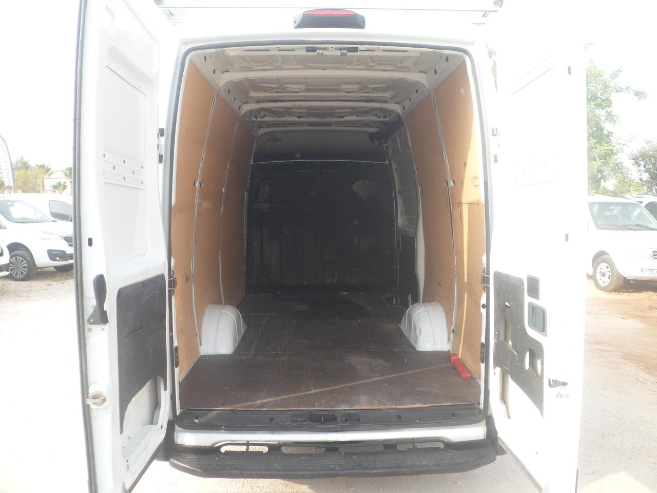 Iveco Daily 35s15 furgone medio alto