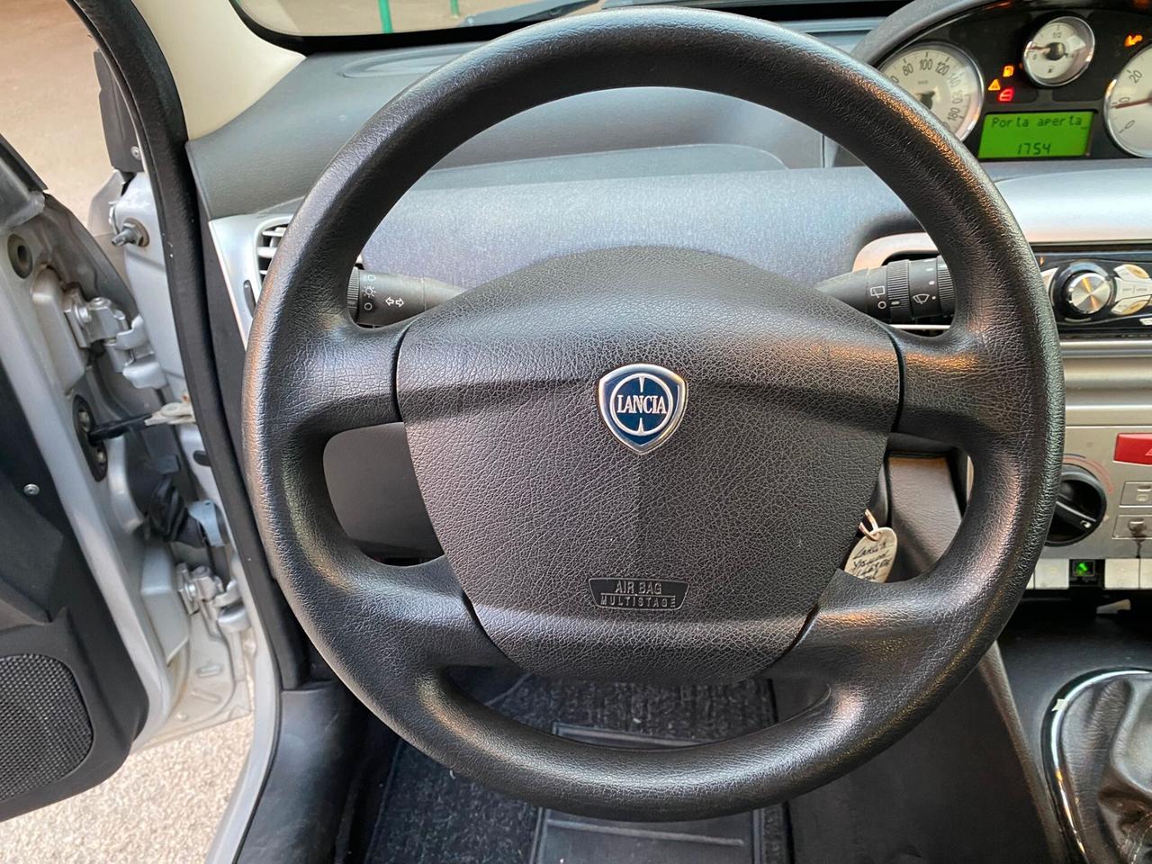 Lancia Ypsilon 1.3 MJT 75 CV full opt 2009