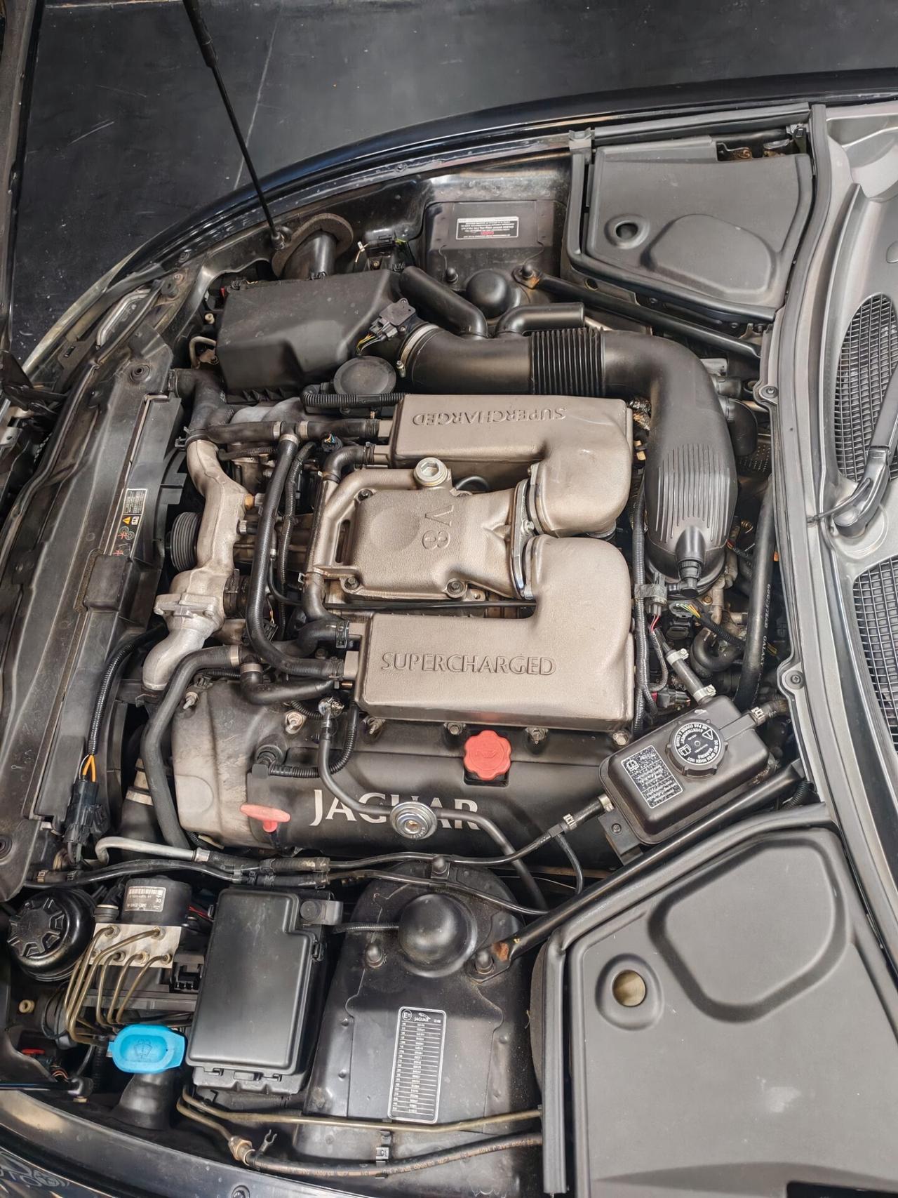 Jaguar XKR 4.2 Convertibile asi