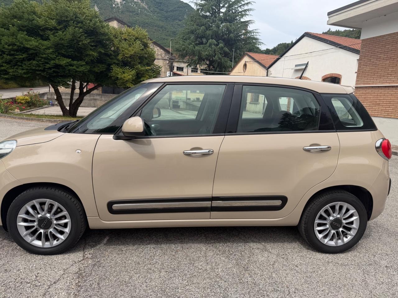 Fiat 500L 1.3 Multijet 95 CV Dualogic Lounge