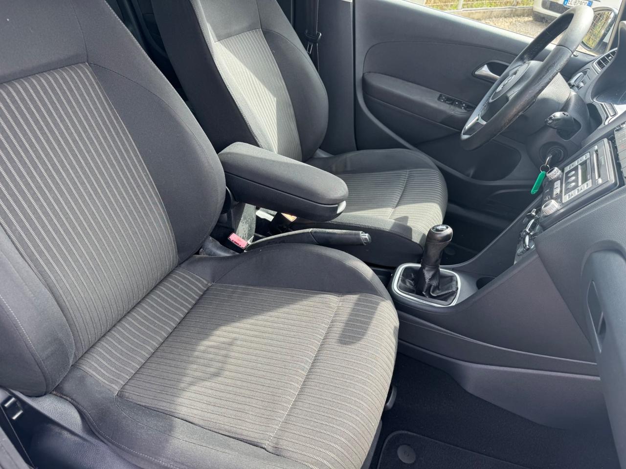 Volkswagen Polo 1.6 TDI 90CV DPF 5 porte Highline NEOPATENTATI
