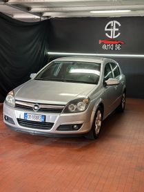 Opel Astra 1.4 BENZINA 2005