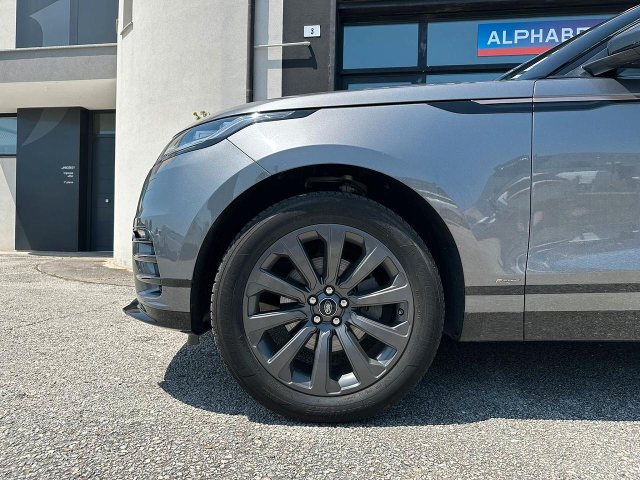 Land Rover Range Rover Velar Range Rover Velar 2.0D I4 240 CV R-Dynamic S