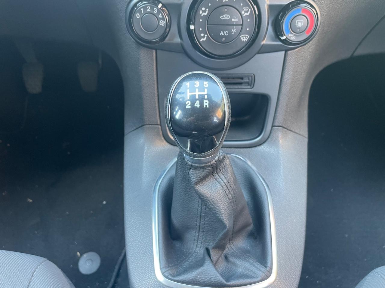 Ford Fiesta 1.4 5 porte Bz.- GPL/GARANZIA 12 MESI