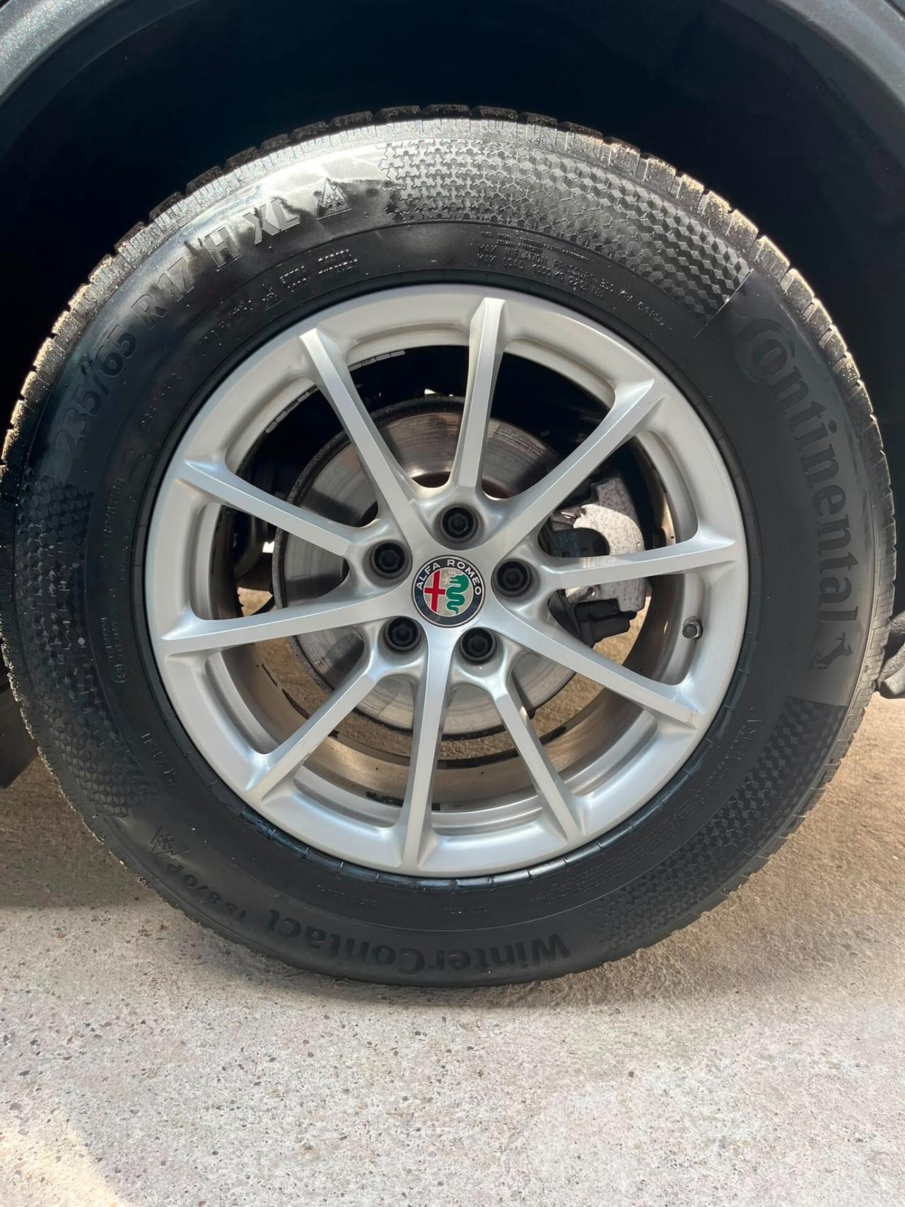 Alfa Romeo Stelvio 2.2 Turbodiesel 190 CV AT8 Q4 Business