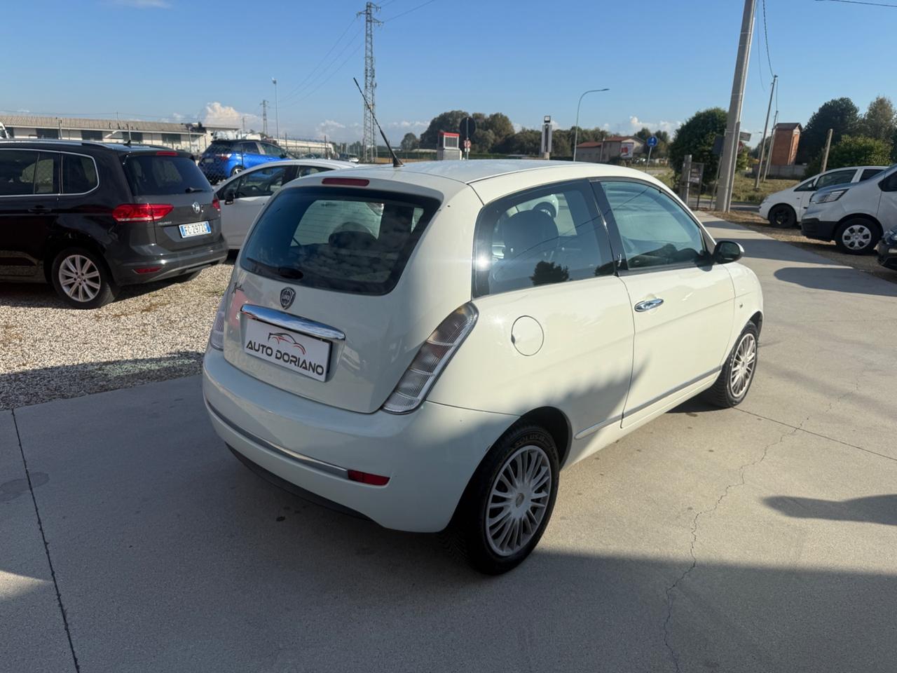 Lancia Ypsilon 1.2 Versus