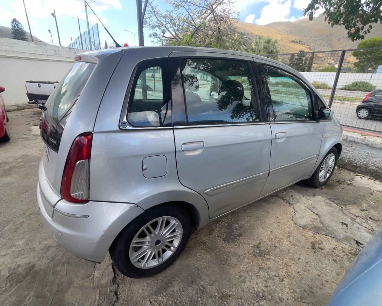 Lancia MUSA 1.3 Multijet 16V 70 CV Oro Plus