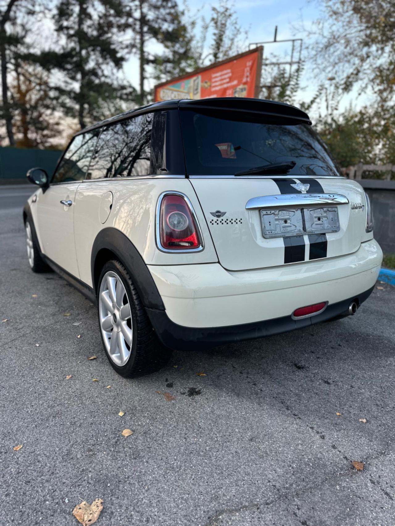 Mini 1.6 16V Cooper D