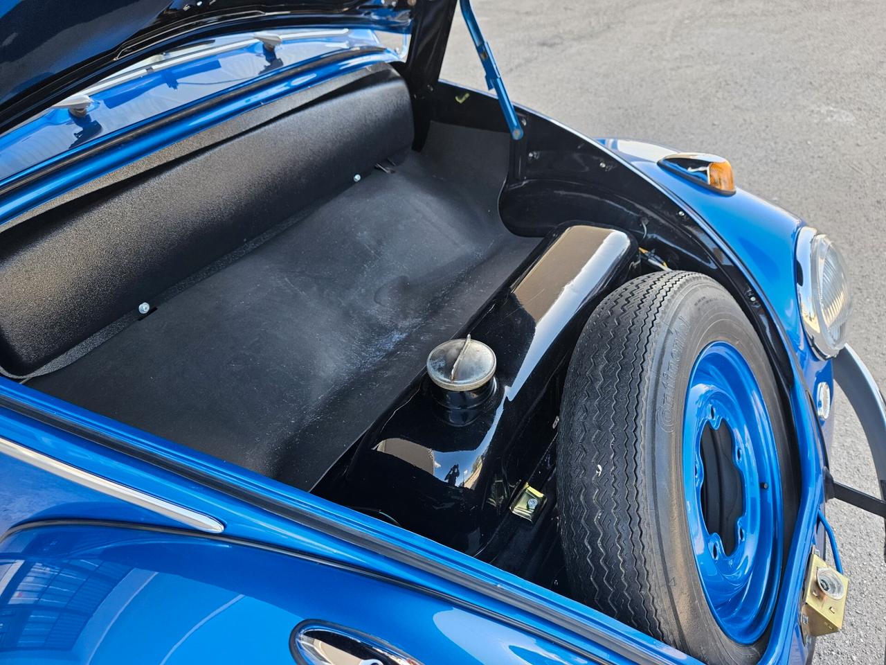 Volkswagen Maggiolino VETRO PIATTO - 6VOLT - TETTO APRIBILE