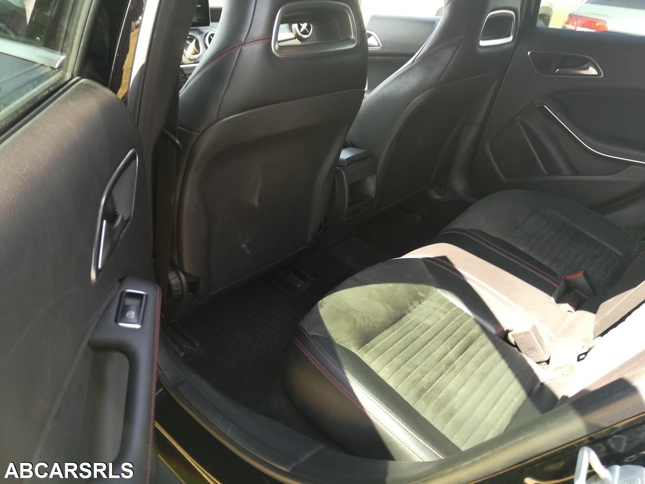 MERCEDES - Classe GLA - GLA 200 d Automatic Premiu