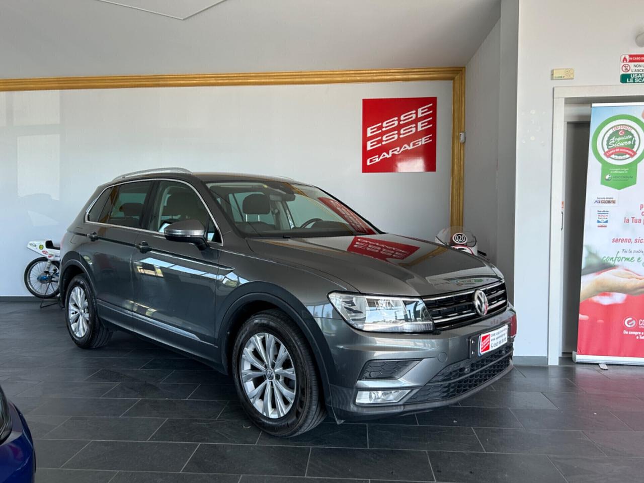 VW Tiguan 1.6 TDI |Euro 6|SENS ANT/POST|CERCHI IN LEGA