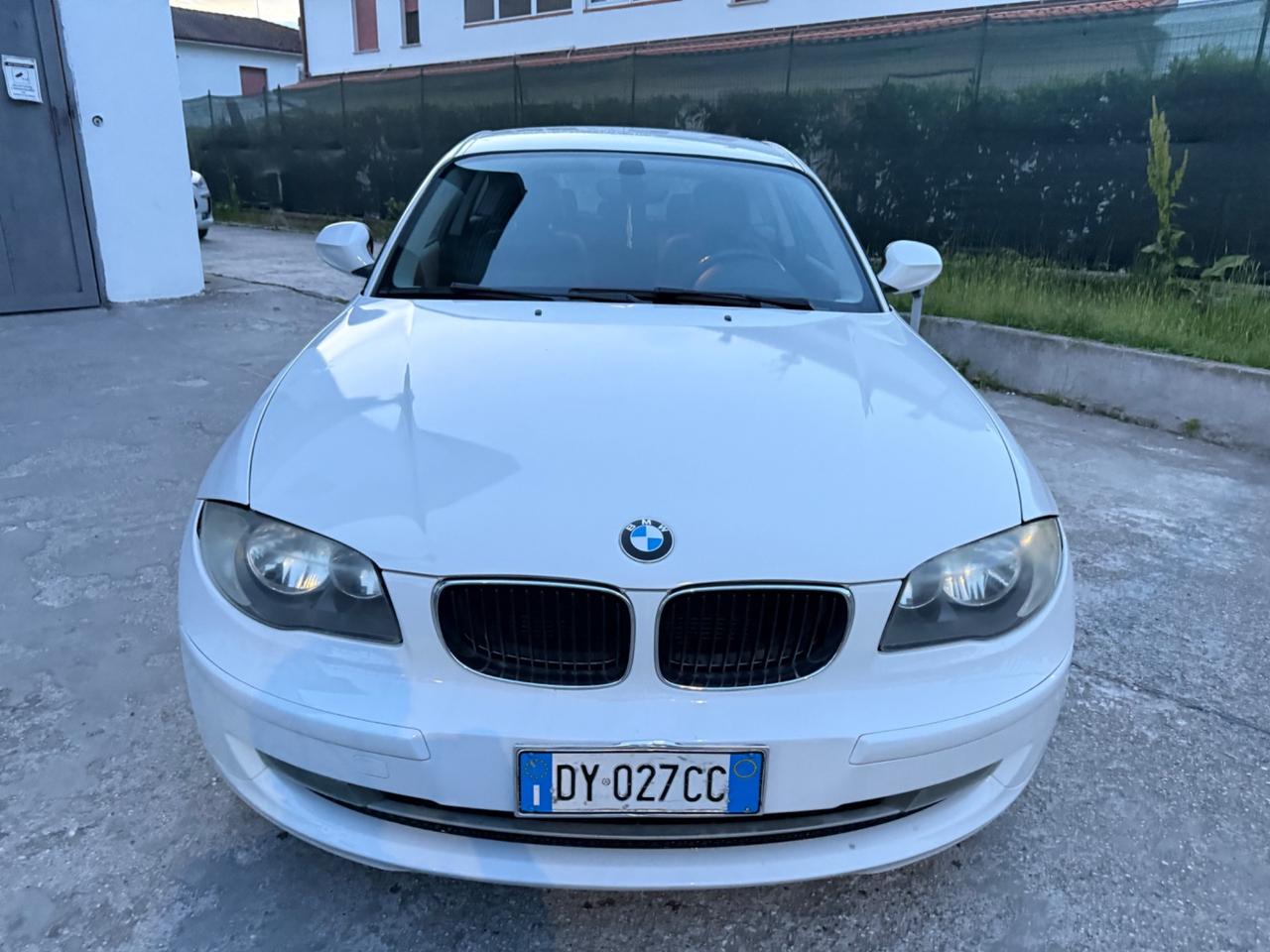 BMW SERIE 1 116D 2.0 DIESEL SOLI 77 MILA KM 09