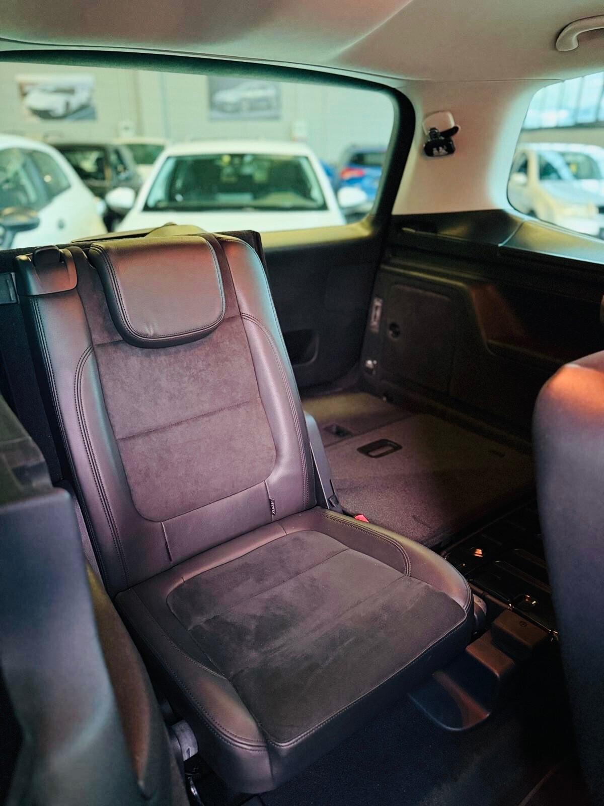 Volkswagen Sharan 2.0 TDI DSG Highline BlueMotion Technology