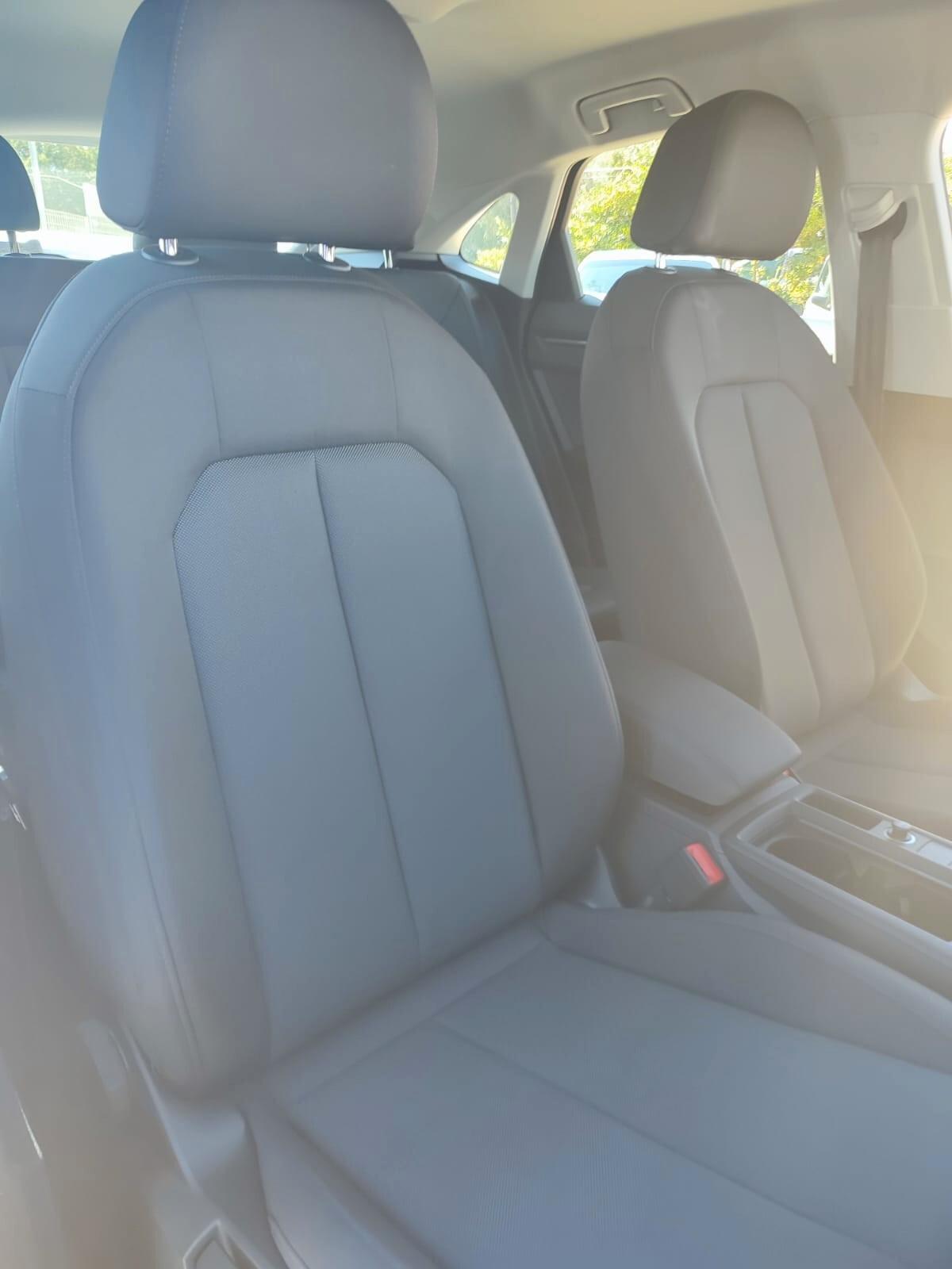 Audi Q3 SPB 35 TDI Business Plus
