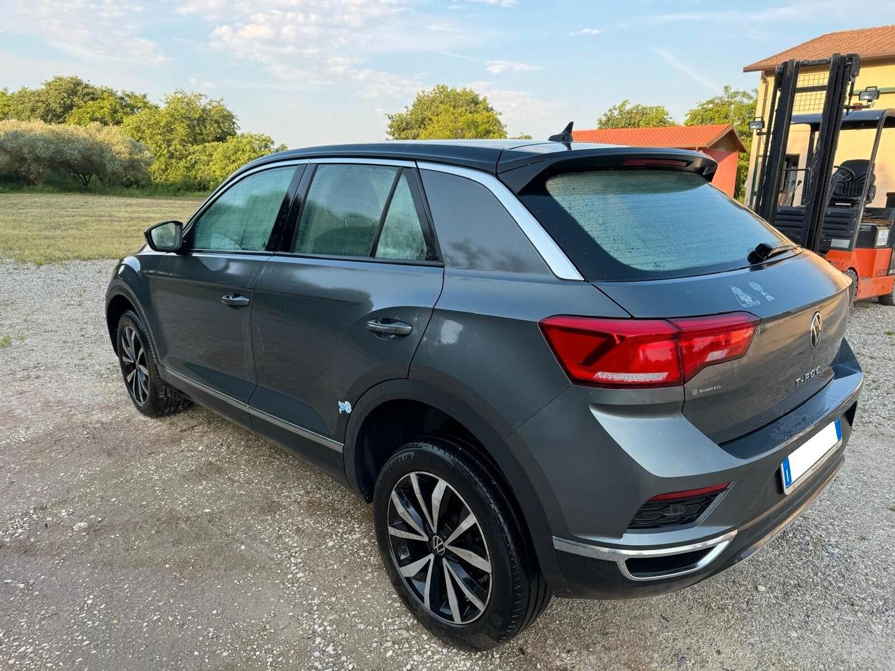 Volkswagen T-Roc 2.0 tdi Style 150cv dsg ALLUVIONATA