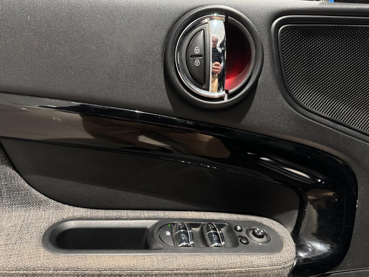 Mini One D Countryman 1.5 Hype