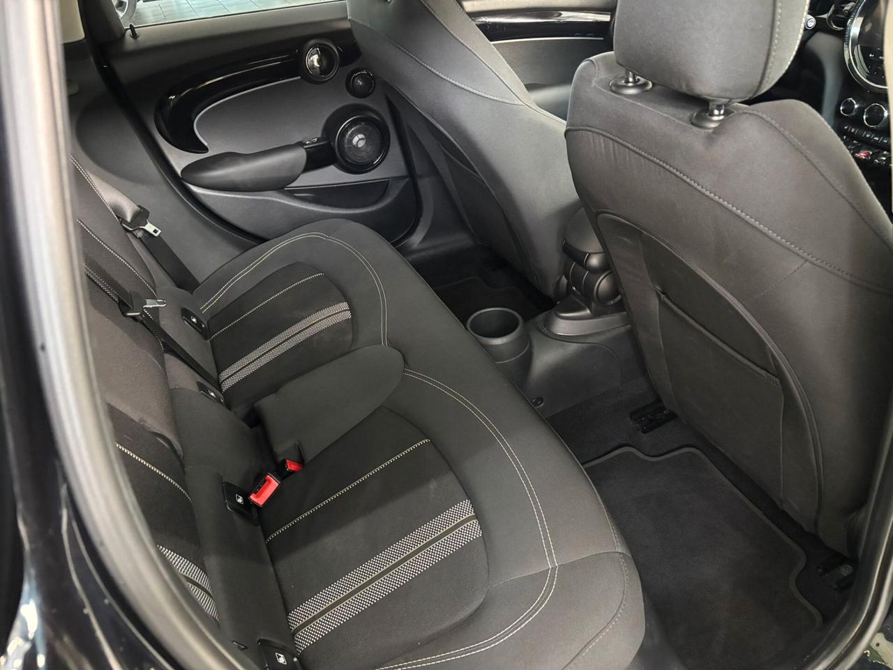 Mini Mini 2.0 Cooper S Resolute